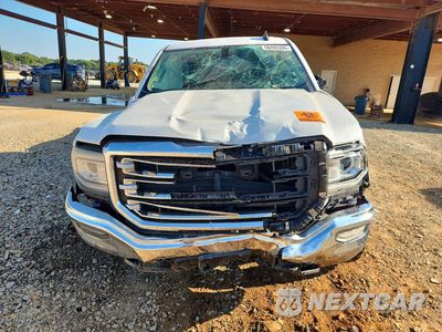 Piąte zdjęcie samochodu w środku: 2018 GMC SIERRA K1500 SLT VIN:3GTU2NEJ1JG173016 - miniatura