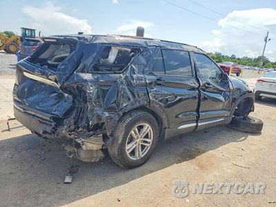 Trzecie zdjęcie samochodu z tyłu: 2022 FORD EXPLORER XLT VIN:1FMSK8DH5NGA52493 - miniatura