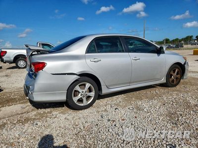 Trzecie zdjęcie samochodu z tyłu: 2013 TOYOTA COROLLA S VIN:5YFBU4EE1DP218601 - miniatura