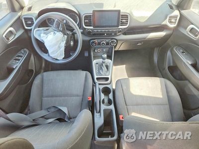 Zdjęcie 8 z 12 samochodu: 2021 HYUNDAI VENUE SE VIN:KMHRB8A33MU068182 - miniatura