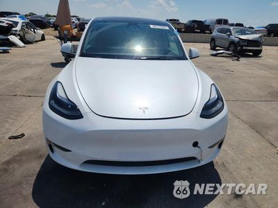 Piąte zdjęcie samochodu w środku: 2025 TESLA MODEL Y VIN:7SAYGDED1SA378818 - miniatura