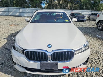 Piąte zdjęcie samochodu w środku: 2021 BMW 540 XI VIN:WBA73BJ0XMWW95779 - miniatura