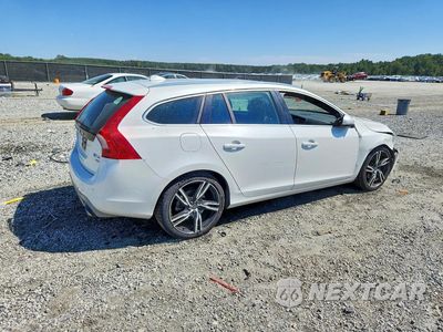 Trzecie zdjęcie samochodu z tyłu: 2018 VOLVO V60 T6 R-DESIGN VIN:YV149MSS9J2395051 - miniatura