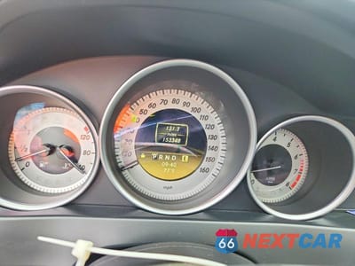Zdjęcie 9 z 12 samochodu: 2012 MERCEDES-BENZ C 250 VIN:WDDGJ4HB5CF746363 - miniatura