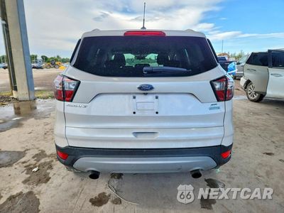 Zdjęcie 6 z 14 samochodu: 2018 FORD ESCAPE SE VIN:1FMCU0GDXJUC04238 - miniatura