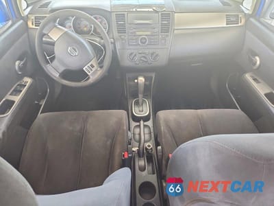 Zdjęcie 8 z 12 samochodu: 2009 NISSAN VERSA 1.8 S VIN:3N1BC13E49L435636 - miniatura