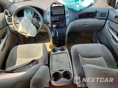 Zdjęcie 8 z 13 samochodu: 2006 TOYOTA SIENNA LE 7 PASSENGER VIN:5TDZA23C76S409334 - miniatura