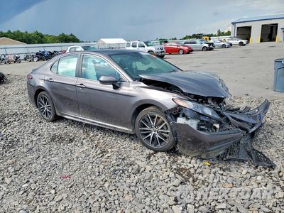Czwarte zdjęcie samochodu z boku: 2021 TOYOTA CAMRY SE VIN:4T1G11AK9MU476985 - miniatura