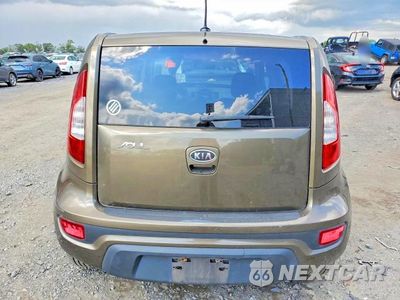 Zdjęcie 6 z 13 samochodu: 2012 KIA SOUL VIN:KNDJT2A6XC7412271 - miniatura