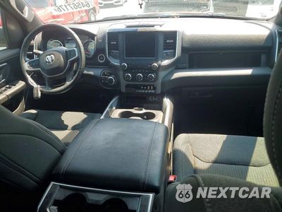 Zdjęcie 8 z 12 samochodu: 2020 RAM 1500 BIG HORN/LONE STAR VIN:1C6SRFBT1LN415089 - miniatura