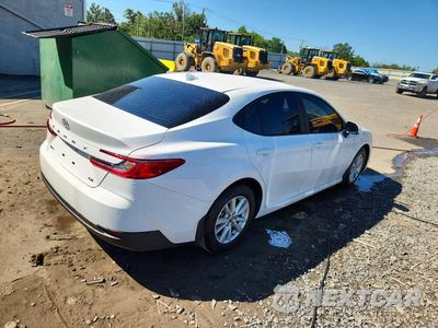 Trzecie zdjęcie samochodu z tyłu: 2026 TOYOTA CAMRY LE VIN:4T1DAACK3TU730575 - miniatura