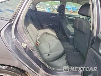 Zdjęcie 10 z 13 samochodu: 2017 HONDA CIVIC LX VIN:19XFC2F56HE205194 - miniatura