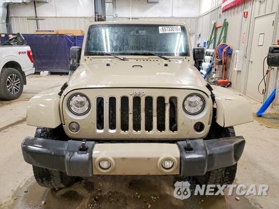 Piąte zdjęcie samochodu w środku: 2017 JEEP WRANGLER SAHARA VIN:1C4AJWBG8HL730392 - miniatura