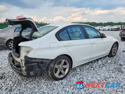 Trzecie zdjęcie samochodu z tyłu: 2014 BMW 328 I VIN:WBA3A5G56ENP32259 - miniatura