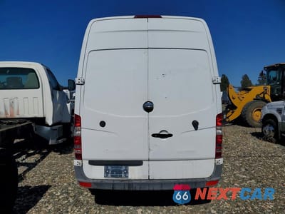 Zdjęcie 6 z 13 samochodu: 2015 FREIGHTLINER SPRINTER 2500 REFRIGERATED DELIVERY VAN VIN:WDYPE7CC5F5974751 - miniatura
