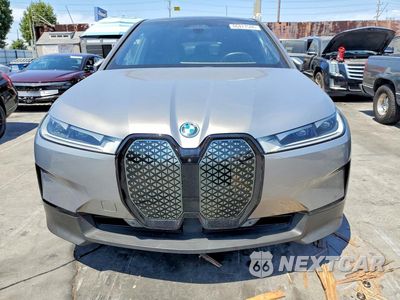 Piąte zdjęcie samochodu w środku: 2024 BMW IX XDRIVE50 VIN:WB523CF01RCP42861 - miniatura