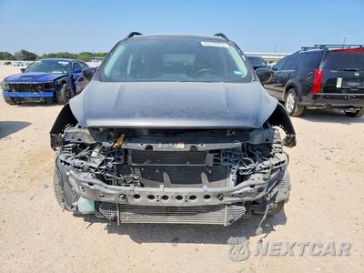 Piąte zdjęcie samochodu w środku: 2017 FORD ESCAPE SE VIN:1FMCU0G99HUC65571 - miniatura
