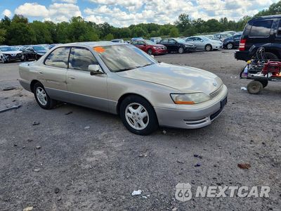 Czwarte zdjęcie samochodu z boku: 2000 LEXUS ES 300 VIN:JT8VK13T3N0048142 - miniatura