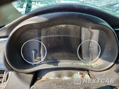 Zdjęcie 9 z 13 samochodu: 2016 BUICK ENVISION PREMIUM VIN:LRBFXESX4GD236018 - miniatura