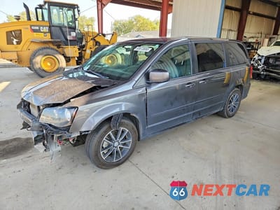 2015 DODGE GRAND CARAVAN R/T 2C4RDGEG3FR616932 - główne zdjęcie licytacji z USA - miniatura