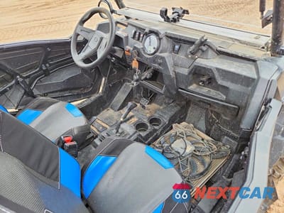 Piąte zdjęcie samochodu w środku: 2017 POLARIS RZR 1000 UTILITY VEHICLE VIN:3NSVBE99XHH874757 - miniatura