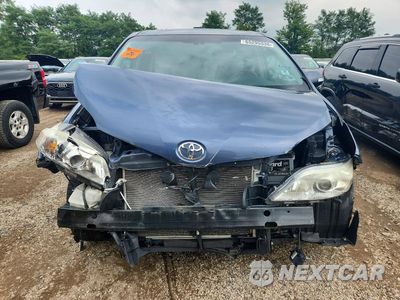 Piąte zdjęcie samochodu w środku: 2013 TOYOTA SIENNA LIMITED 7-PASSENGER VIN:5TDDK3DC1DS056291 - miniatura