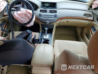 Zdjęcie 8 z 12 samochodu: 2008 HONDA ACCORD EX VIN:JHMCP26728C068124 - miniatura