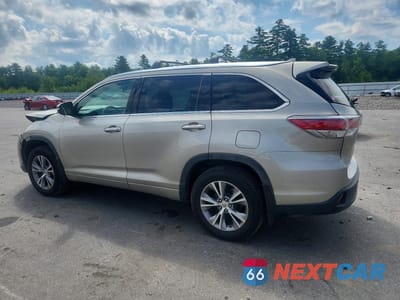 Drugie zdjęcie samochodu z przodu: 2015 TOYOTA HIGHLANDER XLE VIN:5TDJKRFH0FS114232 - miniatura