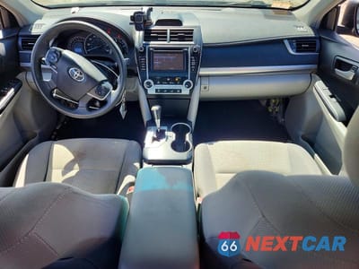 Zdjęcie 8 z 12 samochodu: 2014 TOYOTA CAMRY LE VIN:4T4BF1FKXER394050 - miniatura