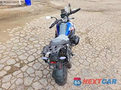 Zdjęcie 6 z 8 samochodu: 2024 BMW R 1300 GS VIN:WB10M2306R6J07394 - miniatura