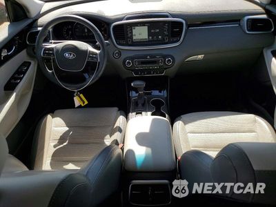 Zdjęcie 8 z 14 samochodu: 2020 KIA SORENTO SX VIN:5XYPK4A57LG660271 - miniatura