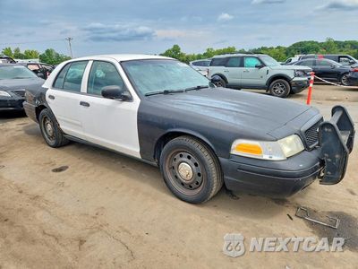 Czwarte zdjęcie samochodu z boku: 2007 FORD CROWN VICTORIA POLICE INTERCEPTOR VIN:2FAHP71W77X134368 - miniatura