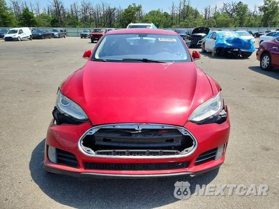 Piąte zdjęcie samochodu w środku: 2013 TESLA MODEL S VIN:5YJSA1DG6DFP08988 - miniatura
