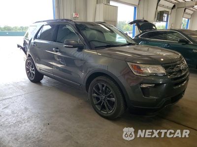 Czwarte zdjęcie samochodu z boku: 2018 FORD EXPLORER XLT VIN:1FM5K8D8XJGC86362 - miniatura