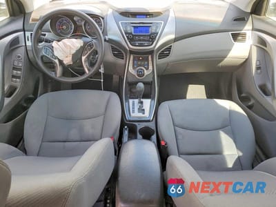Zdjęcie 8 z 12 samochodu: 2013 HYUNDAI ELANTRA GLS VIN:KMHDH4AE1DU954701 - miniatura