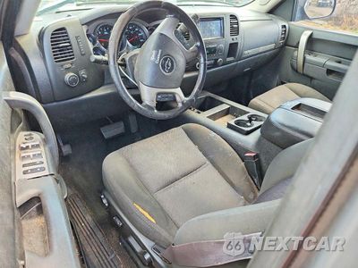 Zdjęcie 8 z 12 samochodu: 2011 CHEVROLET SILVERADO C1500 LT VIN:1GCRCSE04BZ340821 - miniatura