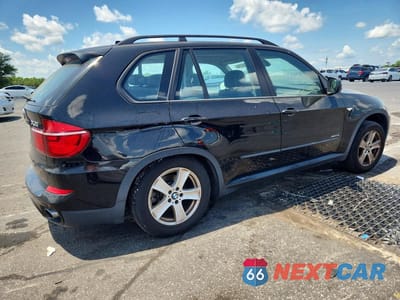 Trzecie zdjęcie samochodu z tyłu: 2012 BMW X5 XDRIVE35I VIN:5UXZV4C59CL745225 - miniatura
