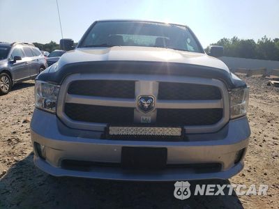Piąte zdjęcie samochodu w środku: 2017 RAM 1500 ST VIN:1C6RR7FG3HS864820 - miniatura