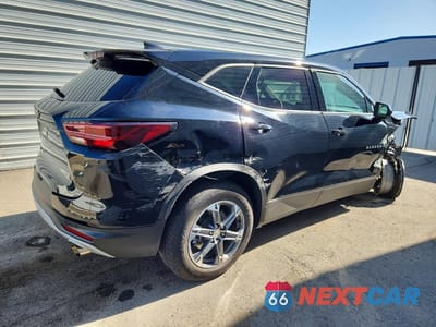 Trzecie zdjęcie samochodu z tyłu: 2026 CHEVROLET BLAZER 2LT VIN:3GNKBCR43TS151137 - miniatura