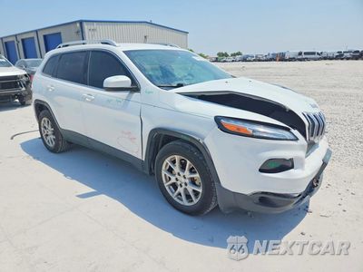 Czwarte zdjęcie samochodu z boku: 2017 JEEP CHEROKEE LATITUDE VIN:1C4PJLCS7HW514785 - miniatura