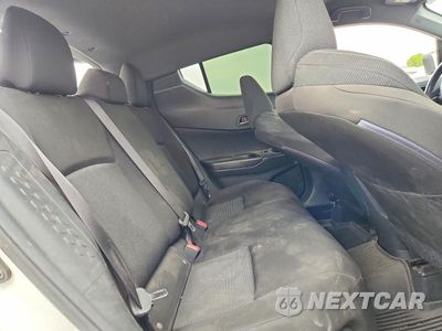 Zdjęcie 10 z 12 samochodu: 2019 TOYOTA C-HR XLE VIN:JTNKHMBXXK1047919 - miniatura