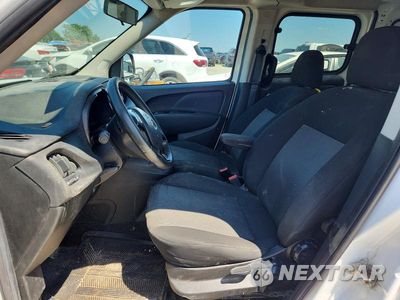 Zdjęcie 7 z 13 samochodu: 2016 RAM PROMASTER CITY SLT DELIVERY VAN VIN:ZFBERFBT0G6B79823 - miniatura