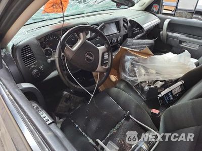 Zdjęcie 8 z 13 samochodu: 2010 GMC SIERRA K1500 SLE VIN:3GTRKVE35AG142830 - miniatura