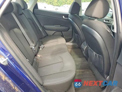 Zdjęcie 10 z 12 samochodu: 2017 KIA OPTIMA LX VIN:5XXGT4L30HG177581 - miniatura