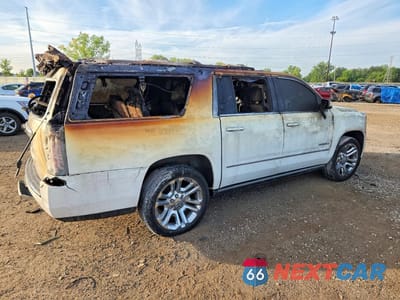 Trzecie zdjęcie samochodu z tyłu: 2019 GMC YUKON XL DENALI VIN:1GKS2HKJXKR337902 - miniatura