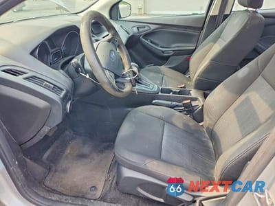 Zdjęcie 7 z 12 samochodu: 2017 FORD FOCUS S VIN:1FADP3E2XHL269230 - miniatura