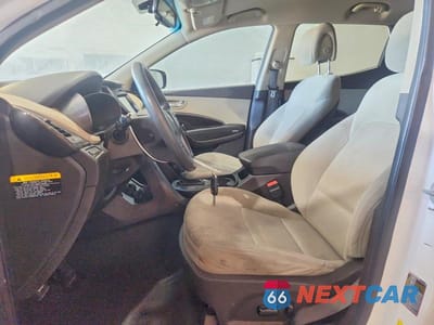 Zdjęcie 7 z 13 samochodu: 2017 HYUNDAI SANTA FE SPORT 2.4L VIN:5NMZU3LB6HH019514 - miniatura