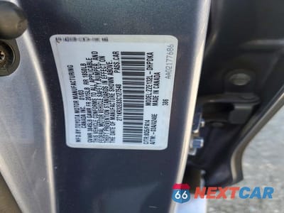 Zdjęcie 13 z 13 samochodu: 2003 TOYOTA MATRIX BASE VIN:2T1KR32E83C127548 - miniatura