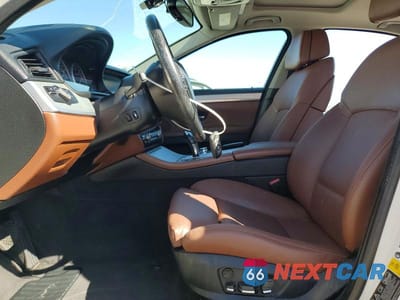 Zdjęcie 7 z 12 samochodu: 2012 BMW 550 XI VIN:WBAFU9C5XCC788019 - miniatura