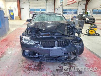 Piąte zdjęcie samochodu w środku: 2018 BMW 320 XI VIN:WBA8E5G53JNU46888 - miniatura